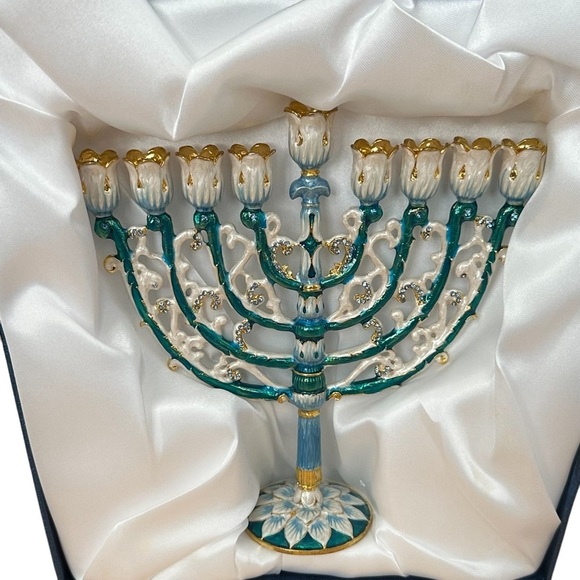 Menorah Hanukkah  Hand Painted Brass Enamel  NWB 6” By 6” Blue Teal Gold - Picture 5 of 16